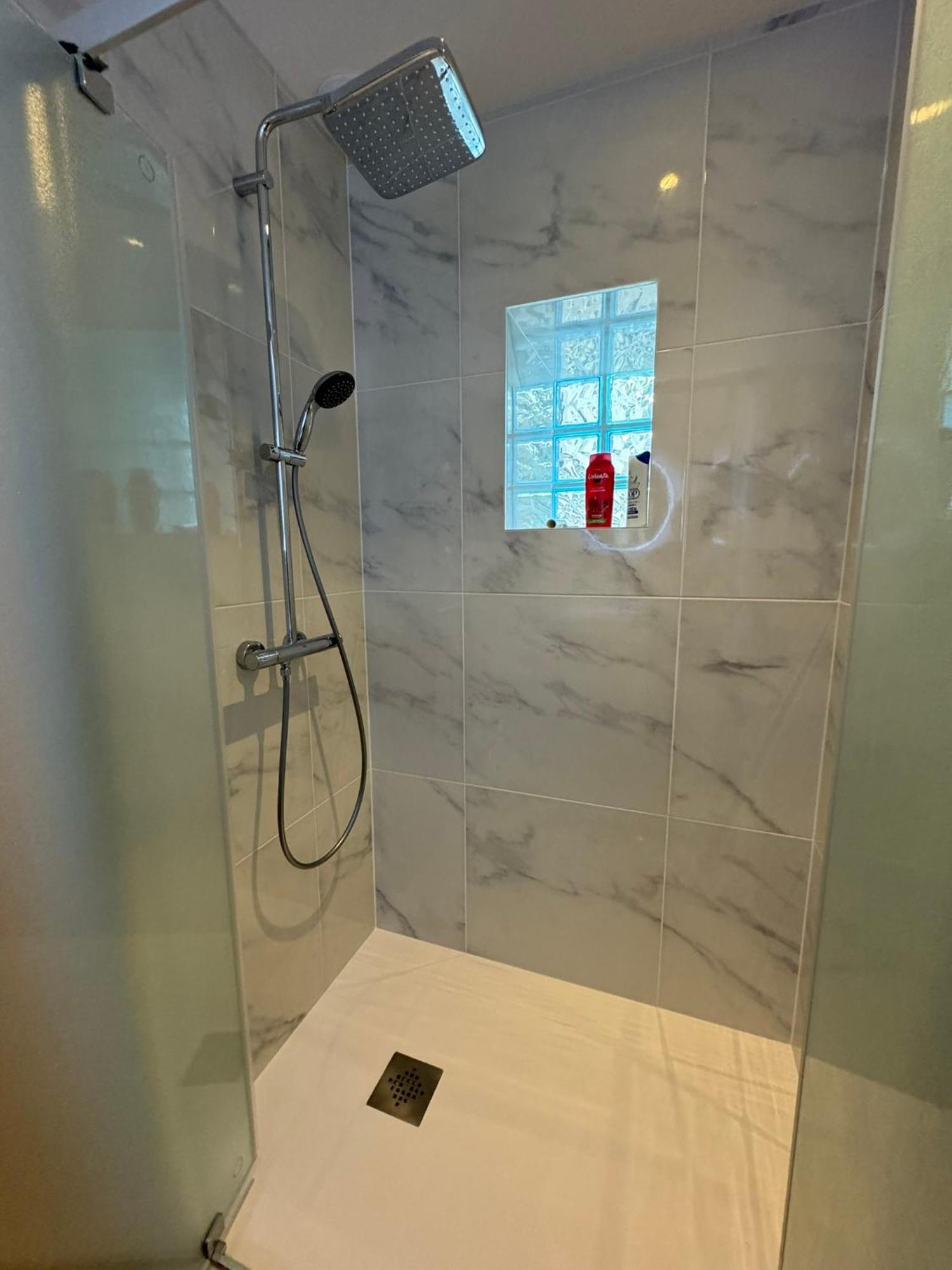 Appartement En Centre-Ville - Local Velos Disponible Mayenne Eksteriør billede